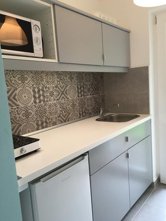Happy Mammy Bababarat Apartmanhaz 1 - Huvoes Utca Apartment Oroshaza